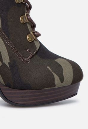 Daylene stiletto outlet hiker bootie