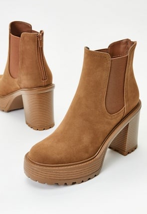 Justfab chelsea outlet boots