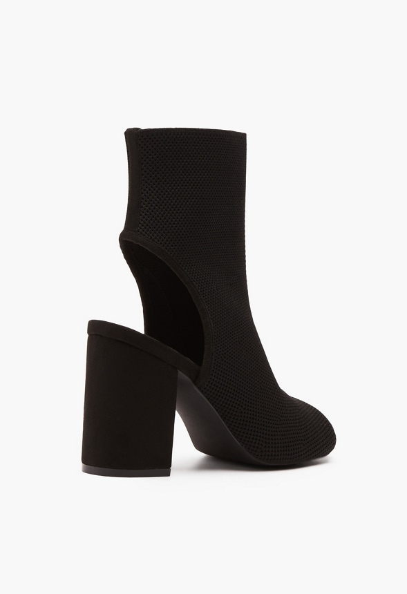 Black Louis Vuitton boots 🖤 - Fab Fashion Killas