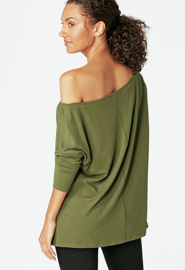 Slouchy tops off online shoulder