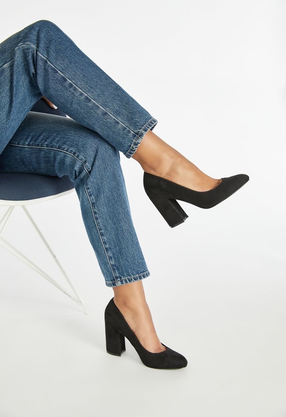 Daphne Block Heel Pump