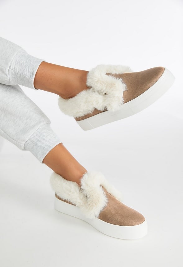 Faux fur hot sale slip on