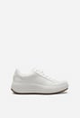 Sneaker mit breiterer Sohle