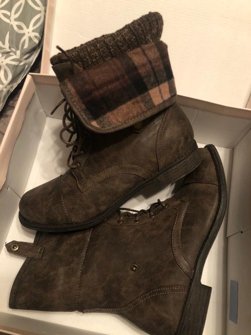 Elenora plaid fashion panel flat boot